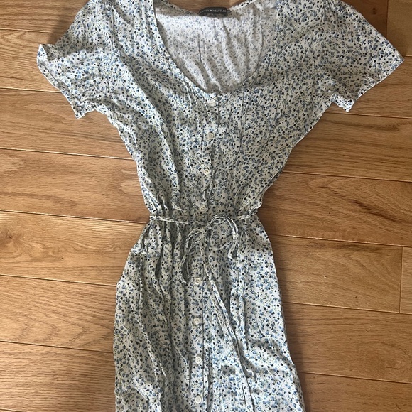 Brandy Melville summer dress - Picture 1 of 3
